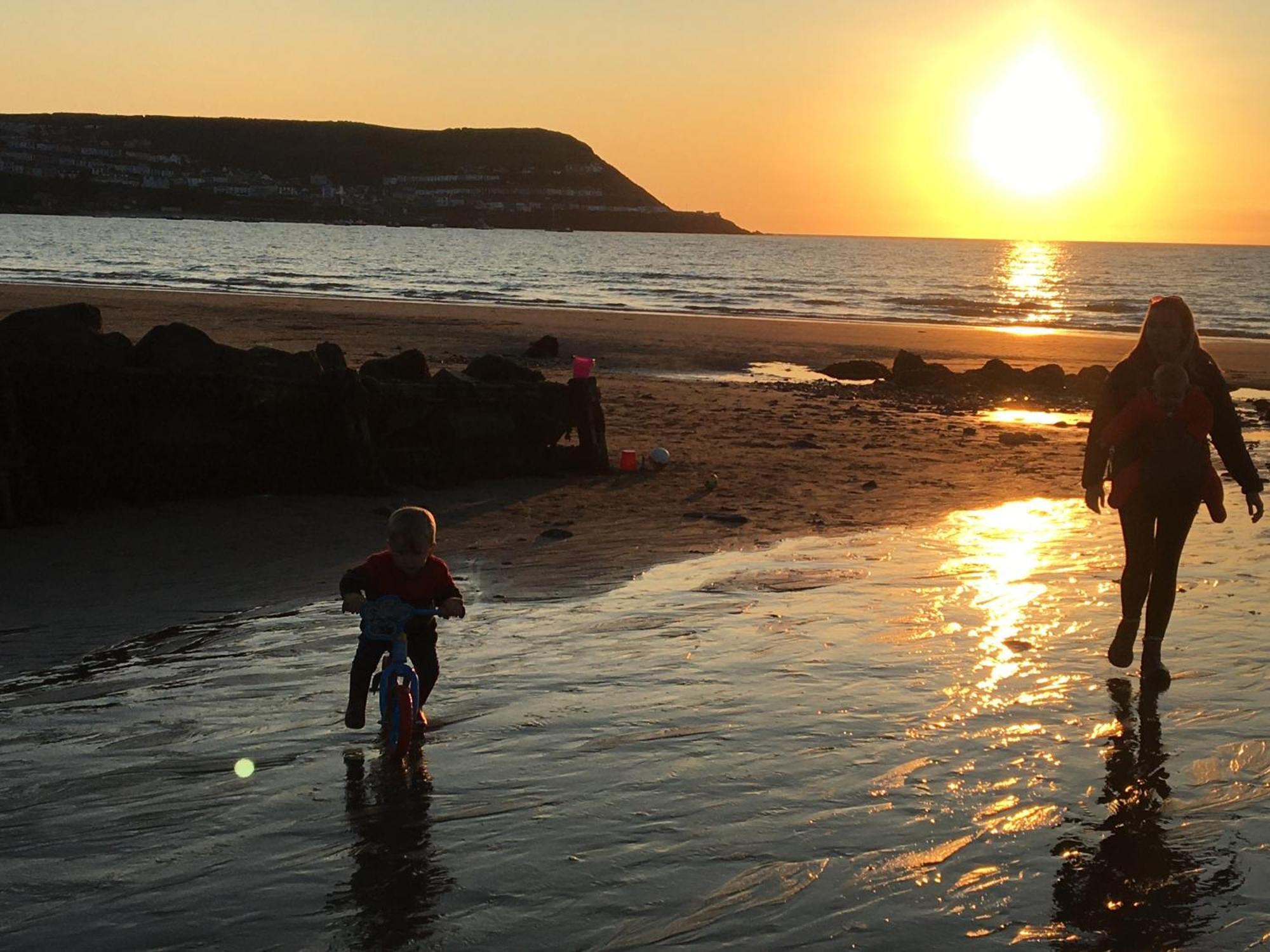 Carreg Y Gwynt Campsite - Touring And Tent Pitches Hotel Llanarth  Buitenkant foto